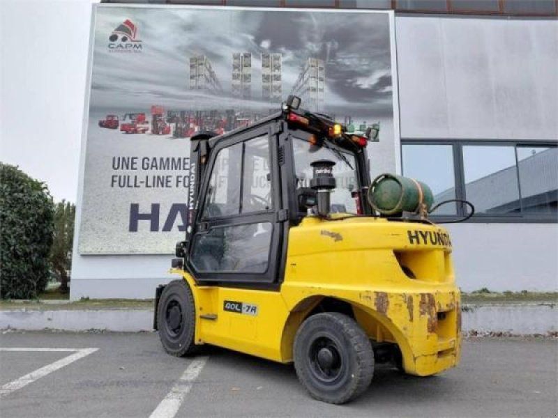 Hyundai 40 L-7A