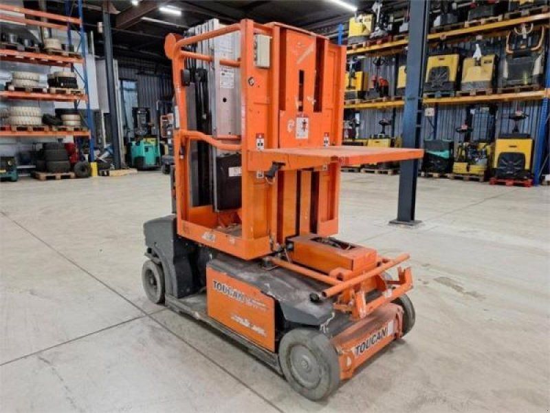 JLG Toucan Duo