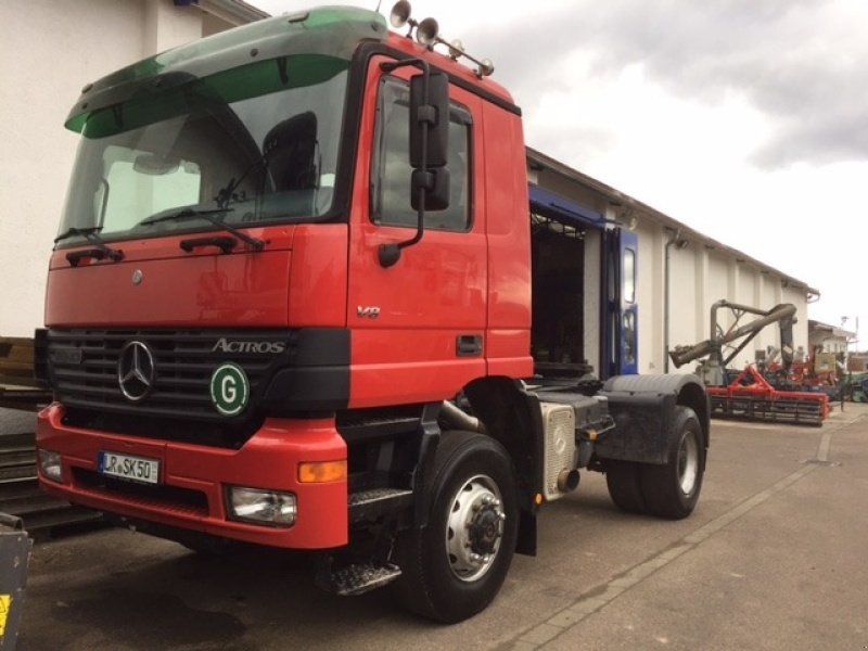 Mercedes-Benz LKW Typ 2043 Allrad LOF Zulassung grünes Kennzeich