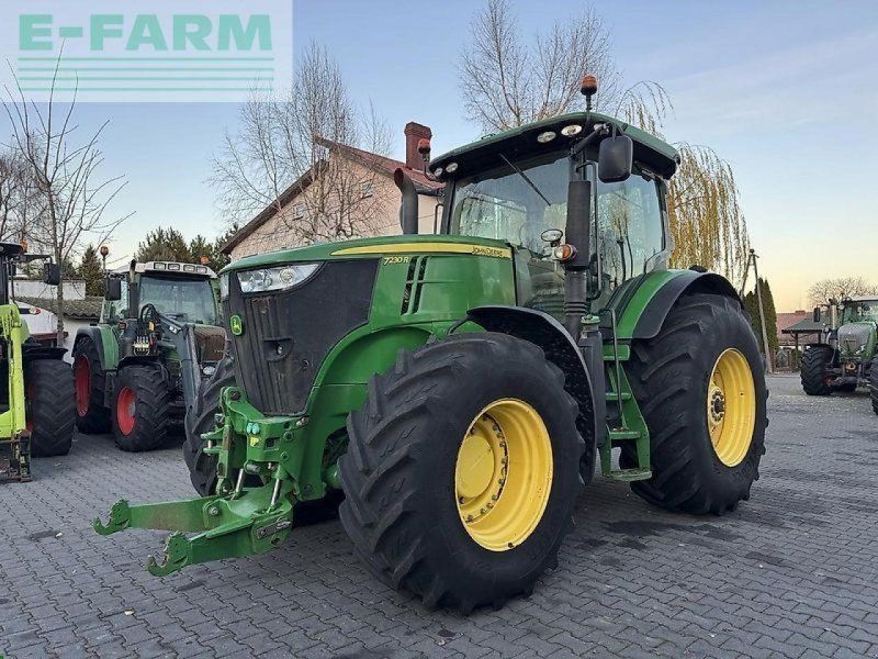 John Deere 7230r