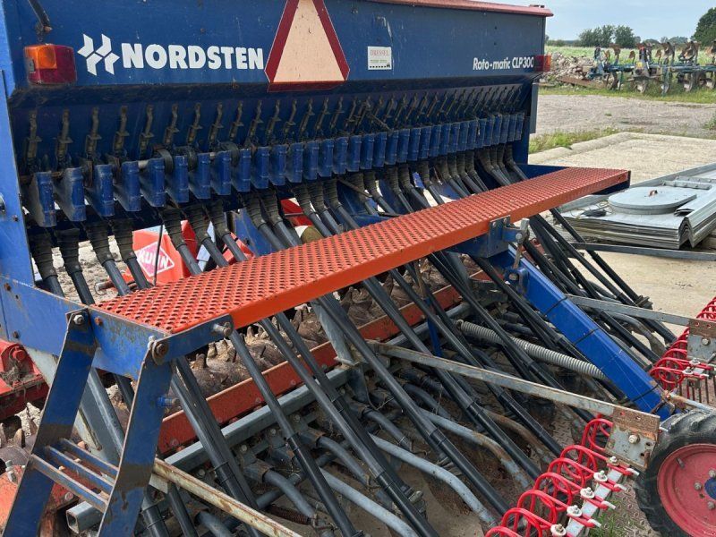 Kuhn HR3002 med nordsten