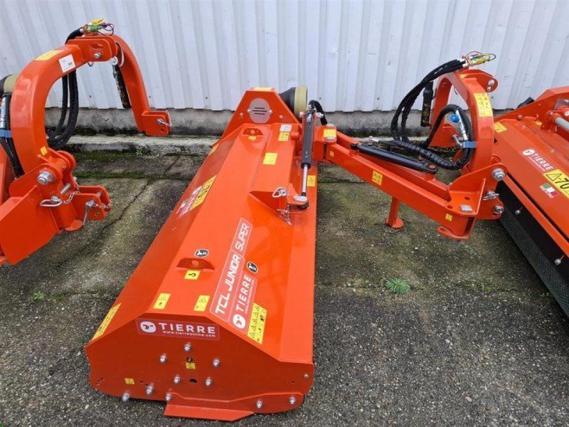 Tim TCL JUNIOR SUPER 180