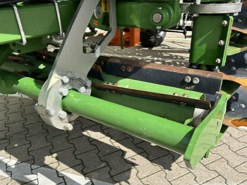 Amazone CATROS+ 7003-2TS  mit Green Drill 501 zur Zwischenfruchtsaat