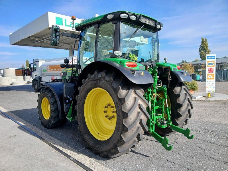 John Deere 6130R