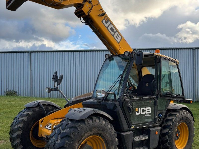 JCB 541-70