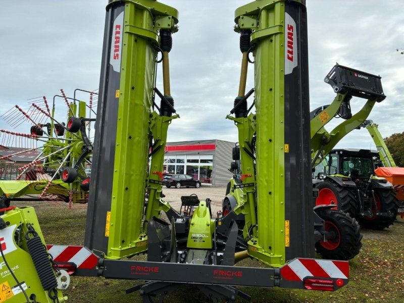 Claas Disco 9300 Direct Swather