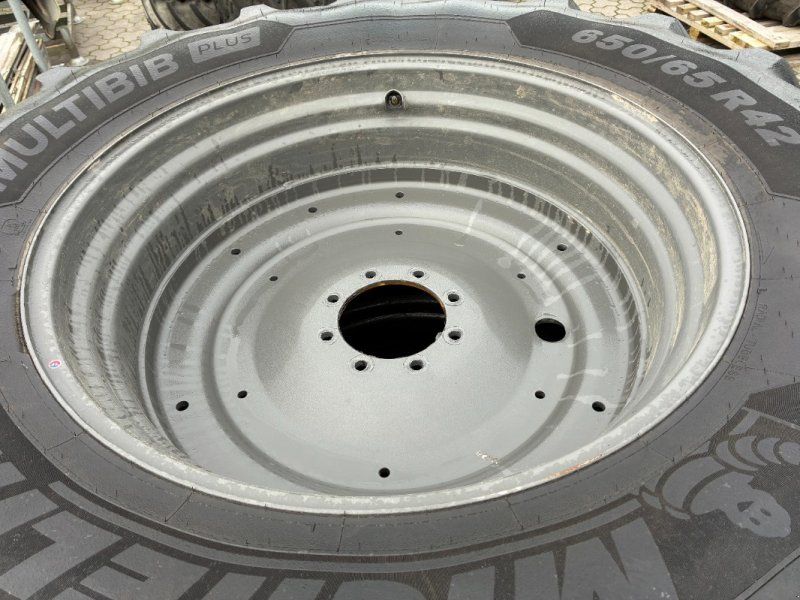Michelin 650/65R42 Felgen Claas grau