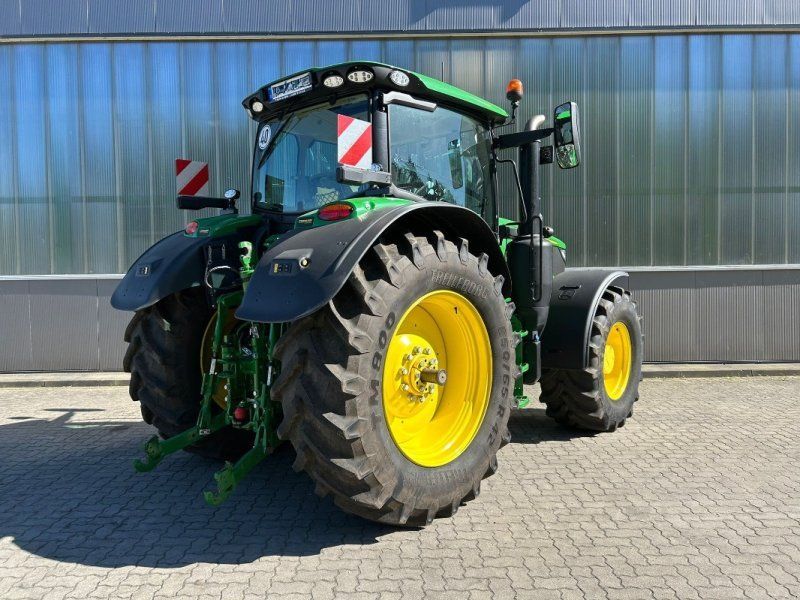 John Deere 6R 185 **MIETRÜCKLÄUFER**