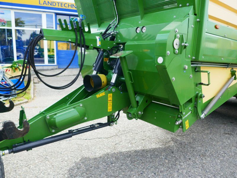 Krone TX 460