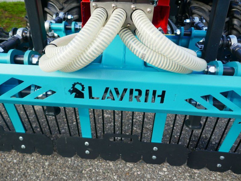 Lavrih AlpWeeder 300