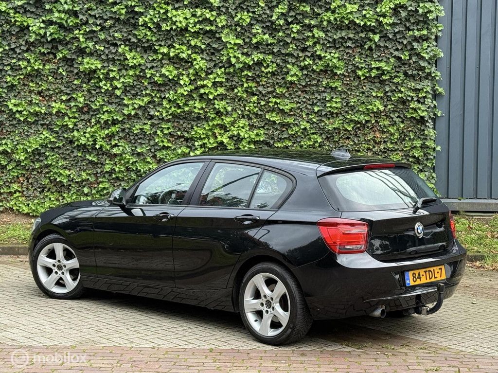 BMW 1-serie 116i Business+ |Cruise|Trekhaak|Xenon/Led|Clima