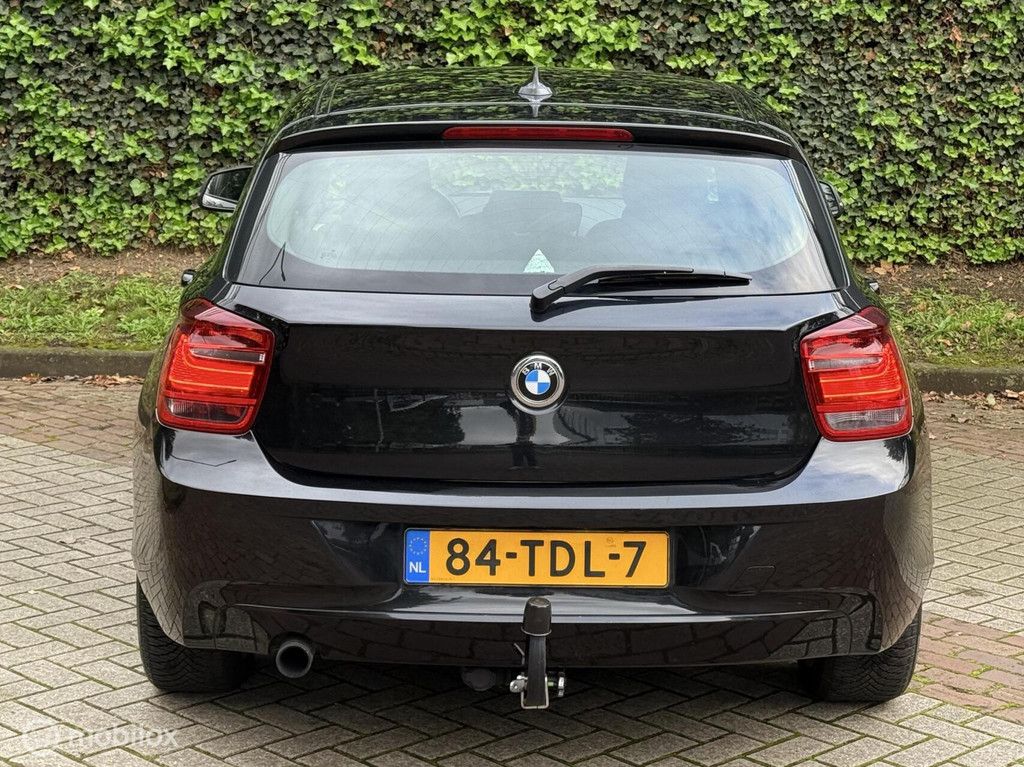 BMW 1-serie 116i Business+ |Cruise|Trekhaak|Xenon/Led|Clima
