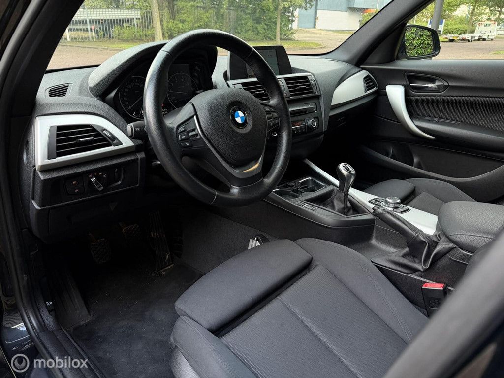 BMW 1-serie 116i Business+ |Cruise|Trekhaak|Xenon/Led|Clima