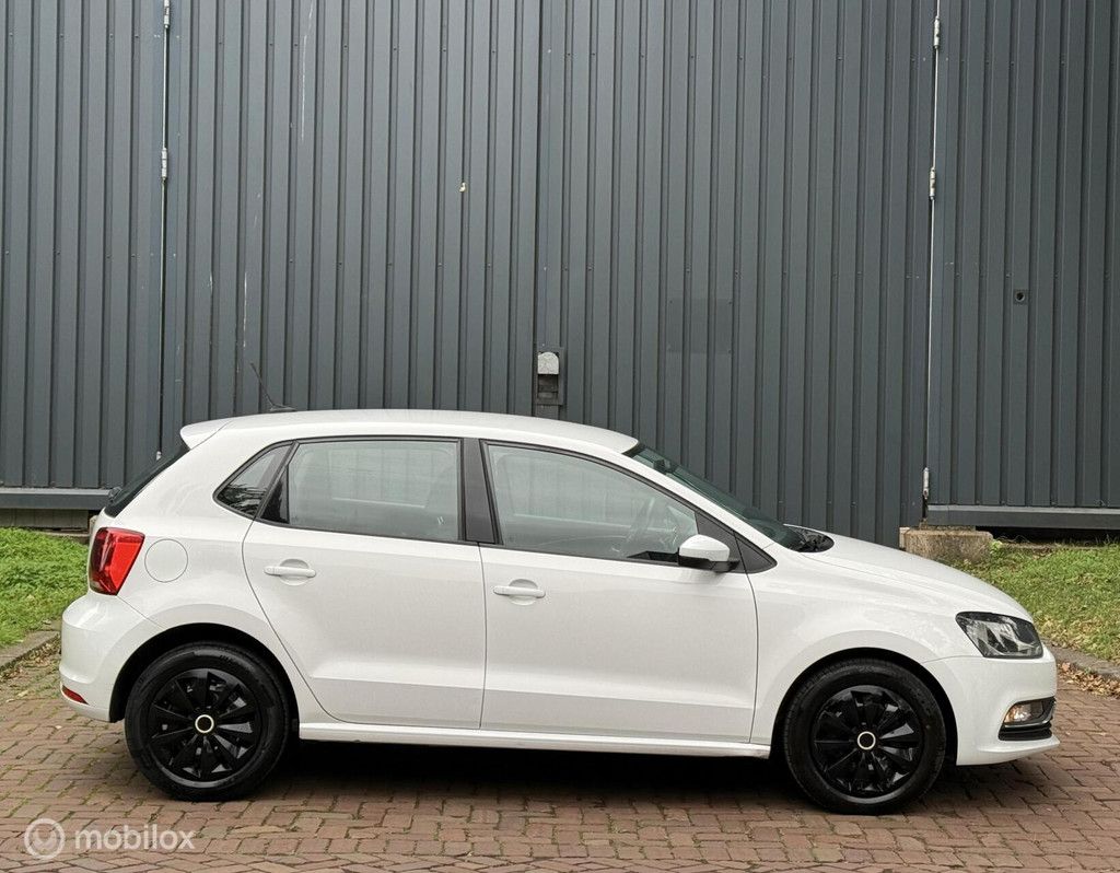 Volkswagen Polo 1.4 TDI Comfortline|Navi|Cruise|Airco|Boekje