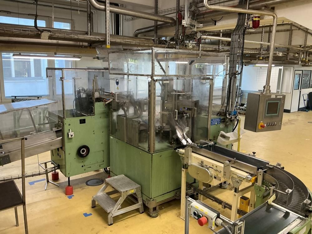 1988 IWK TU 200 / TZ 101 Filling machine