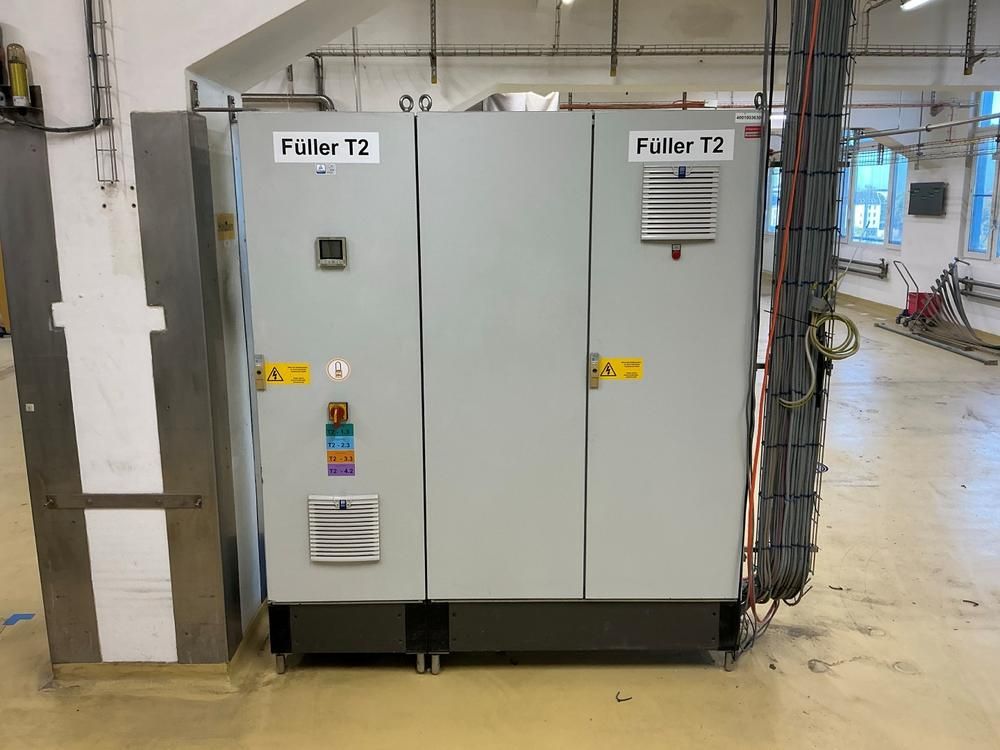 1988 IWK TU 200 / TZ 101 Filling machine