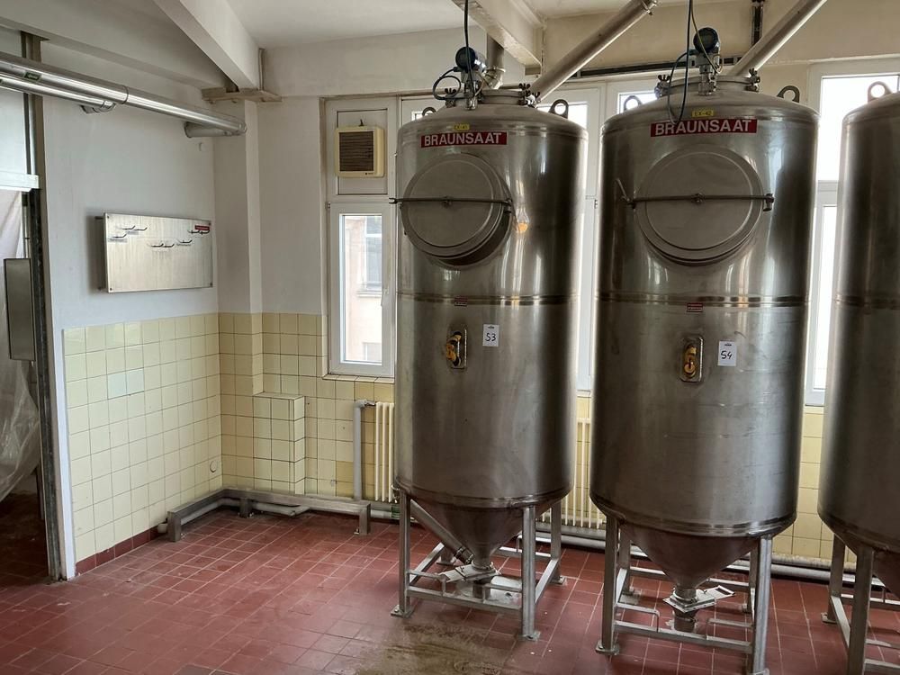 S/S vertical storage tank