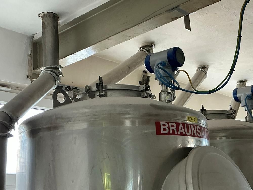 S/S vertical storage tank