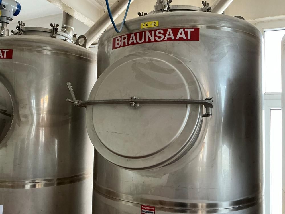 S/S vertical storage tank