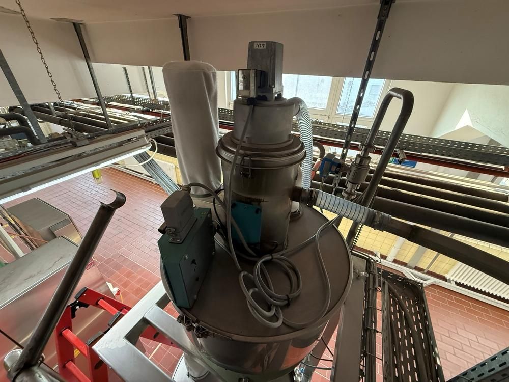 1996 Schenck Multifeed Sorting and weighing system