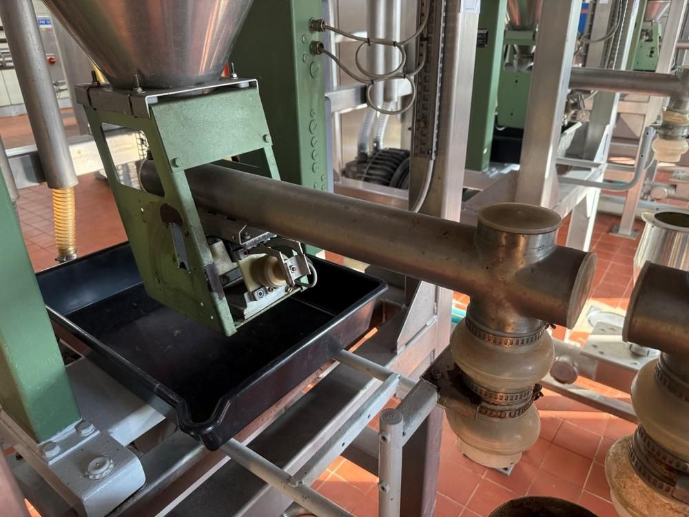 1996 Schenck Multifeed Sorting and weighing system