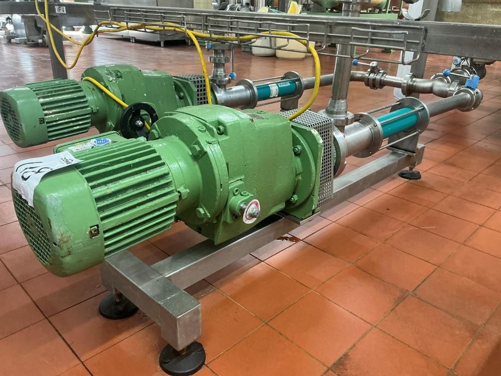 Stoeber R-37-1062NK-110-4 Progressive cavity pump (2x)