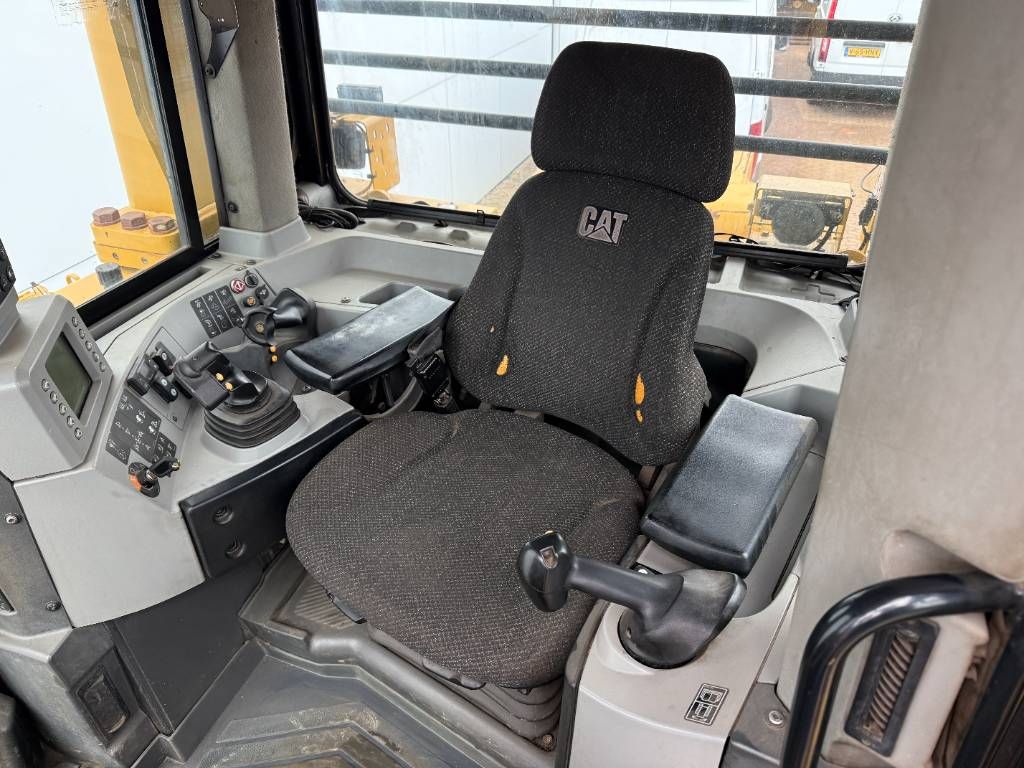 CAT D8T - GERMAN Machine / Ripper