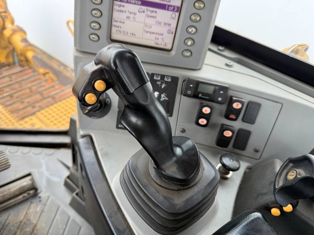 CAT D8T - GERMAN Machine / Ripper