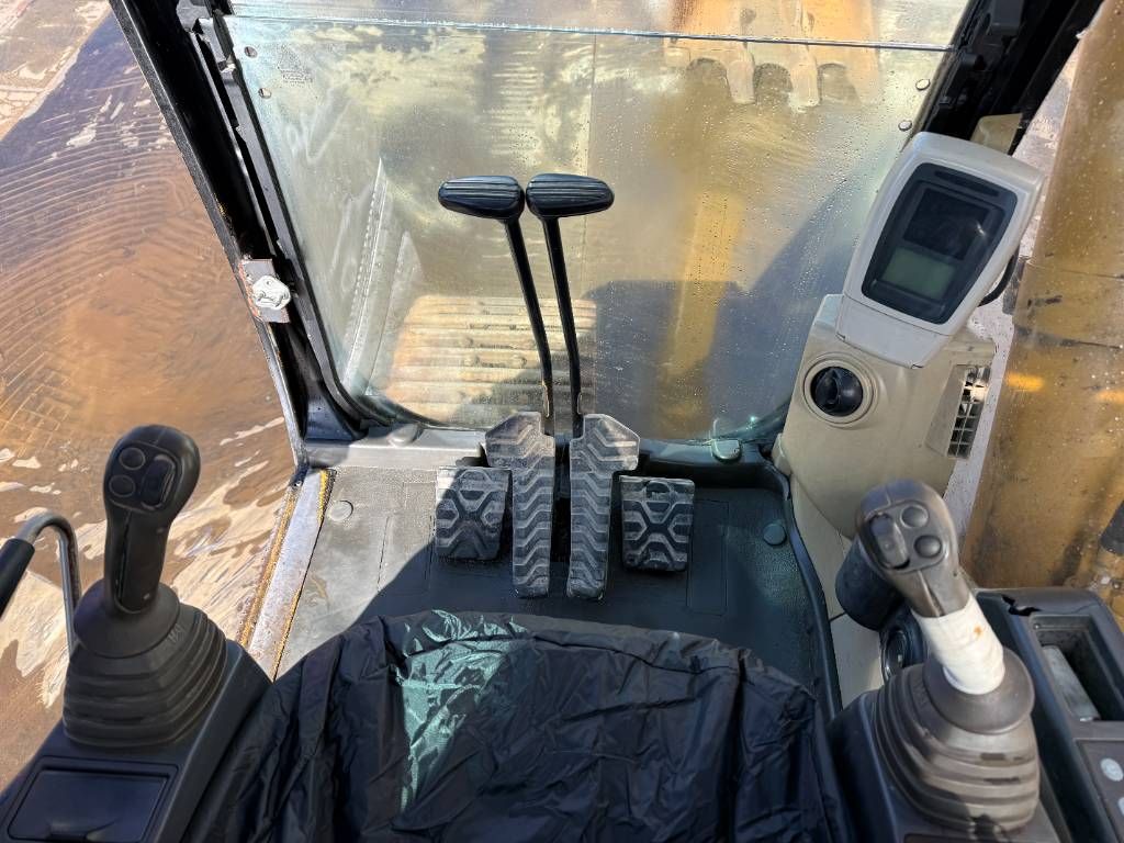 CAT 330C - Good overall condition!
