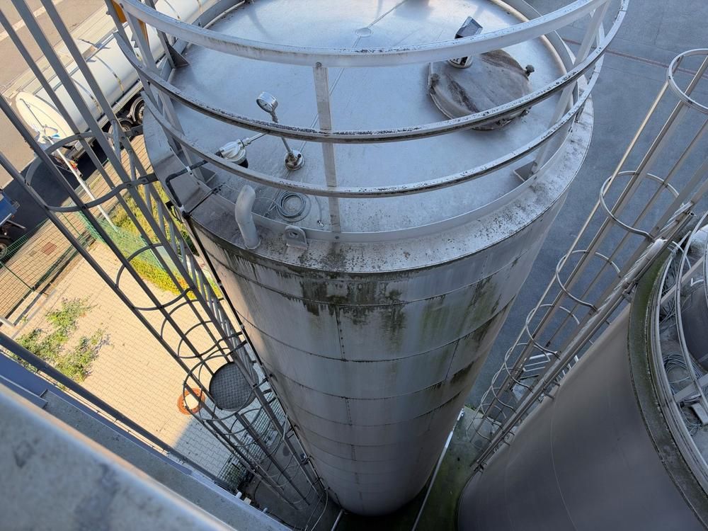 S/S isolated storage tank