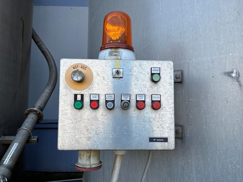 S/S isolated storage tank