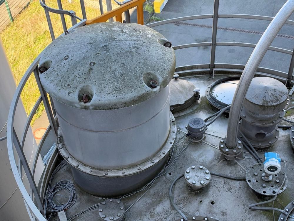 S/S isolated storage tank