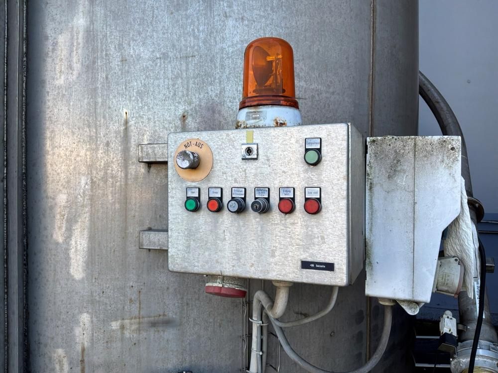 S/S isolated storage tank
