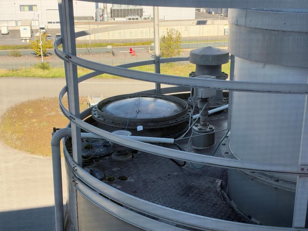 S/S isolated storage tank