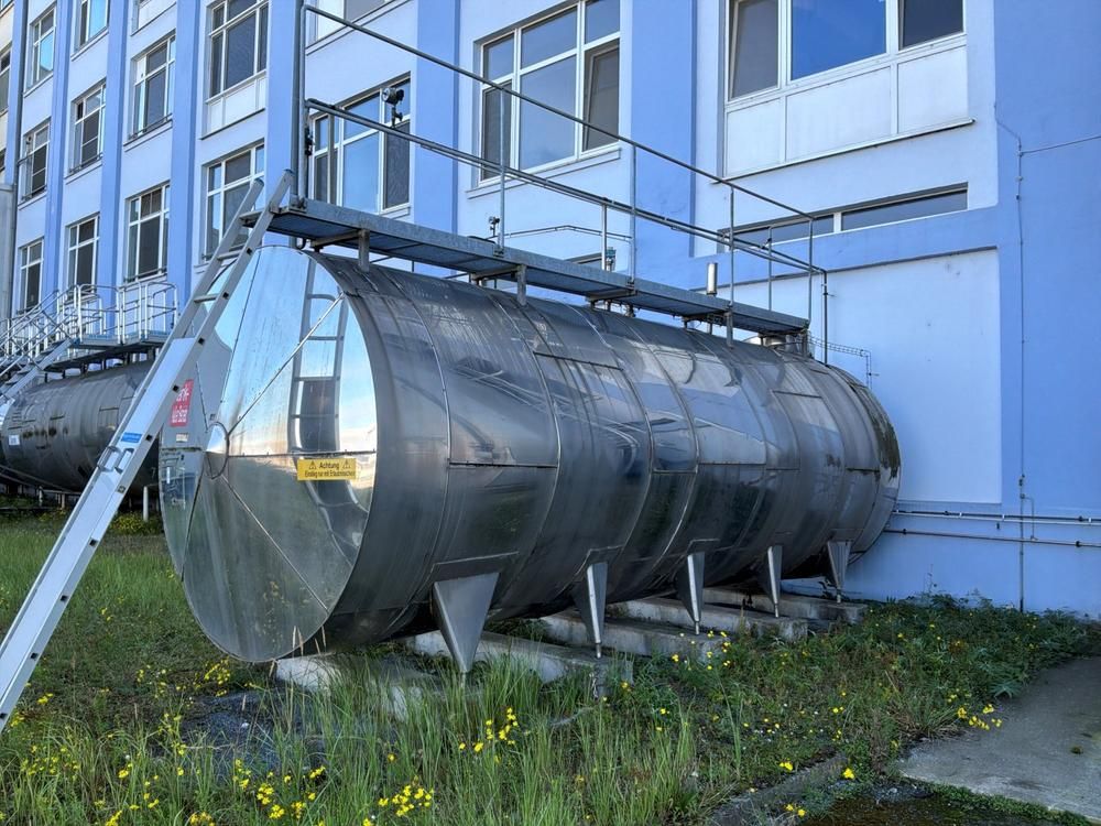 Isolated storage tank