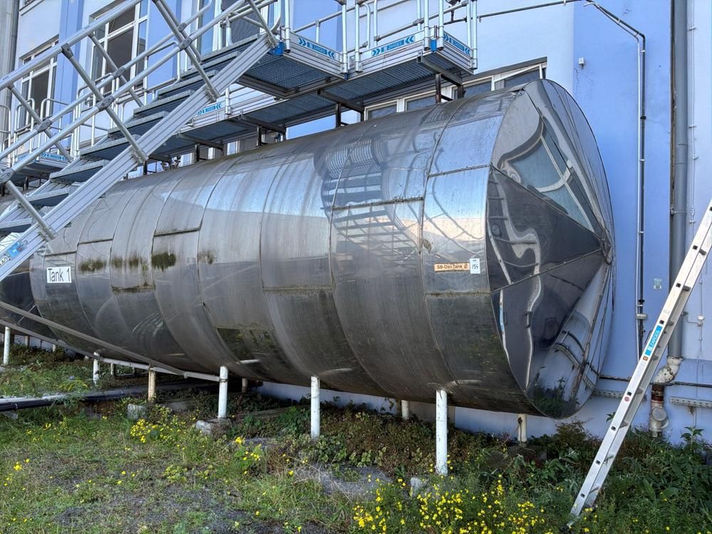 Isolated storage tank