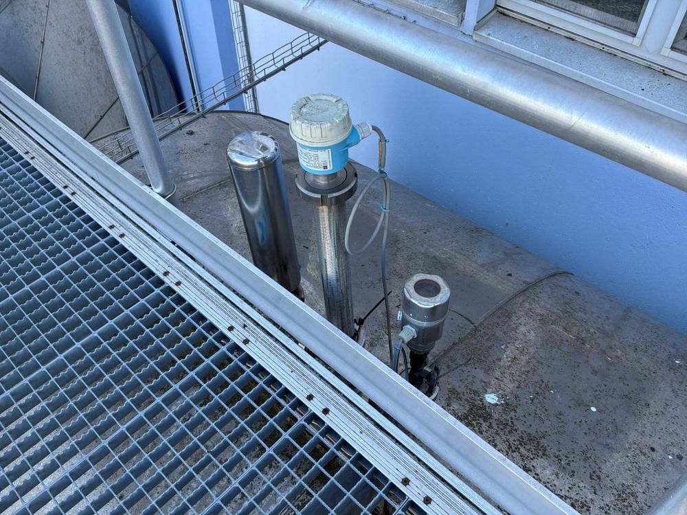 Isolated storage tank