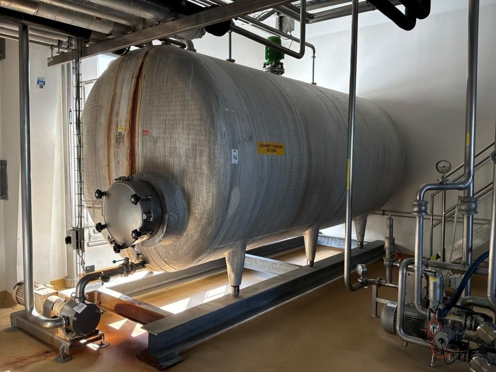 Storage tank