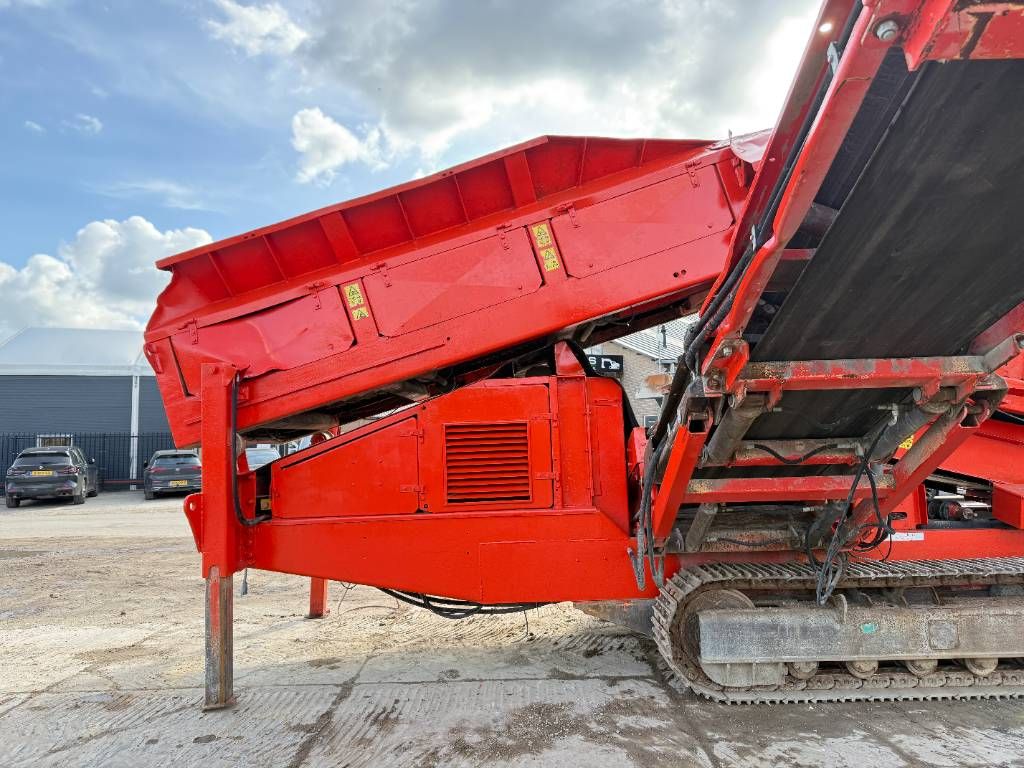Terex Finlay 883T - 2 Side Conveyor / Auto Greasing