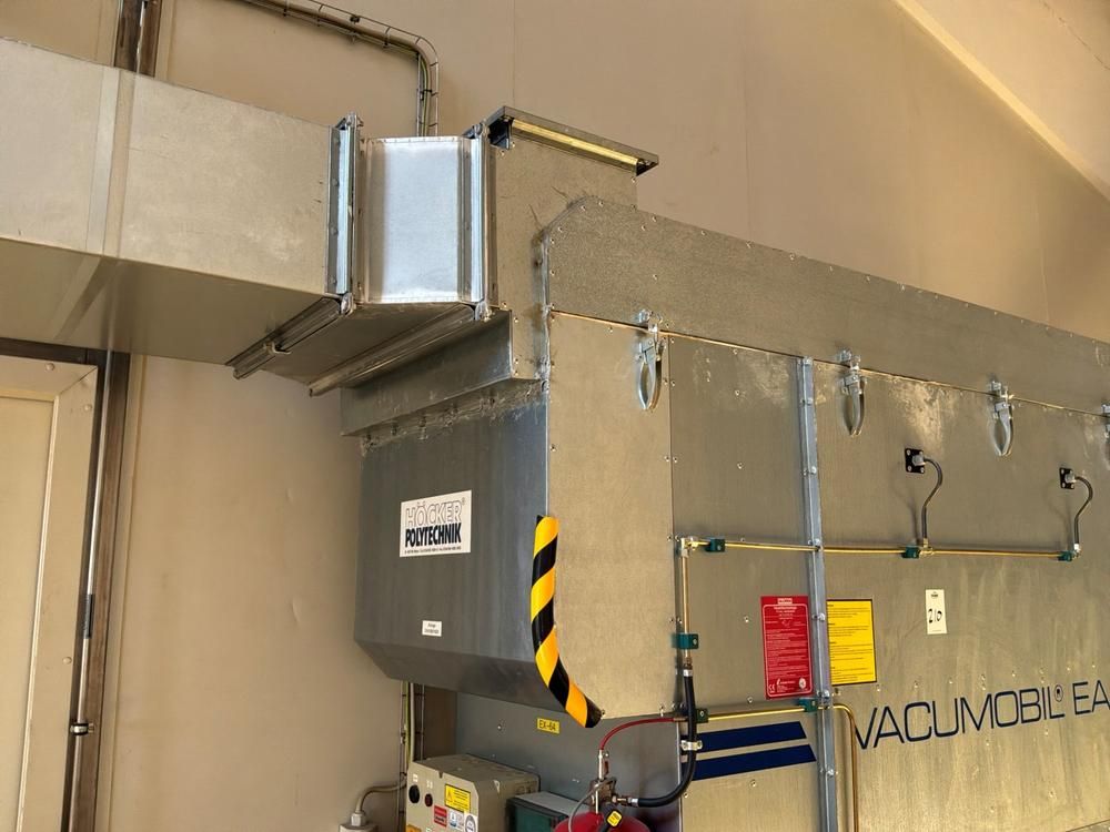 2006 Höcker Polytechnik Vacumobil filter extraction unit