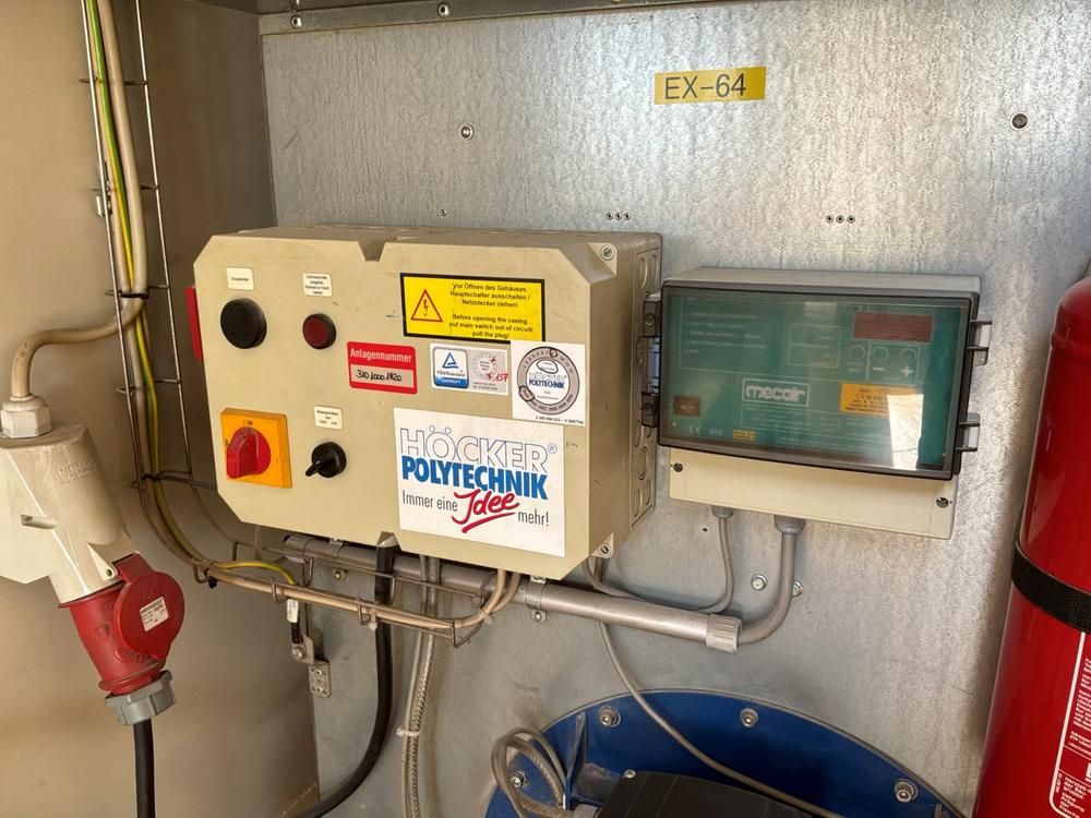 2006 Höcker Polytechnik Vacumobil filter extraction unit