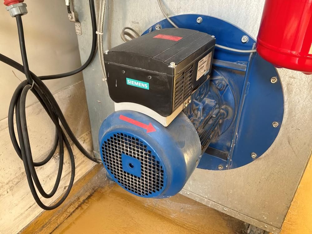 2006 Höcker Polytechnik Vacumobil filter extraction unit