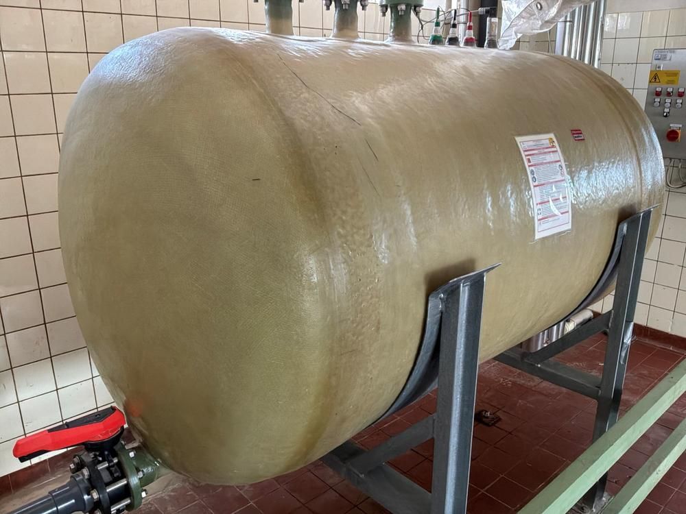 2010 Christen & Laudon storage tank