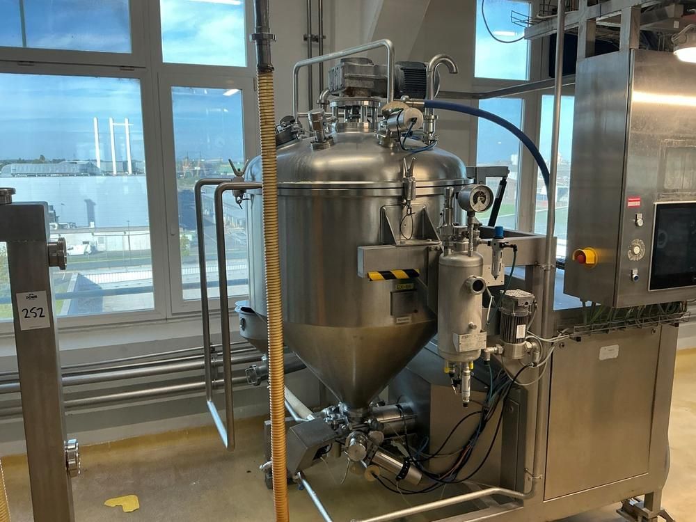 2000 Koruma DISHO A700 Vacuum processing & mixing system