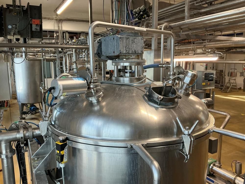 2000 Koruma DISHO A700 Vacuum processing & mixing system