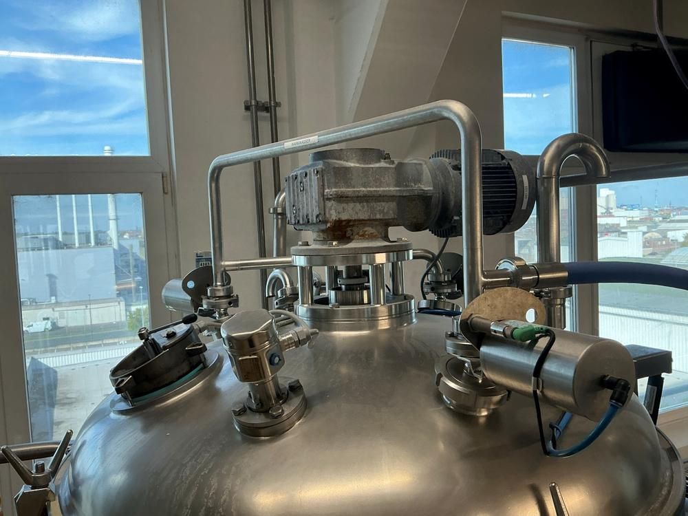 2000 Koruma DISHO A700 Vacuum processing & mixing system