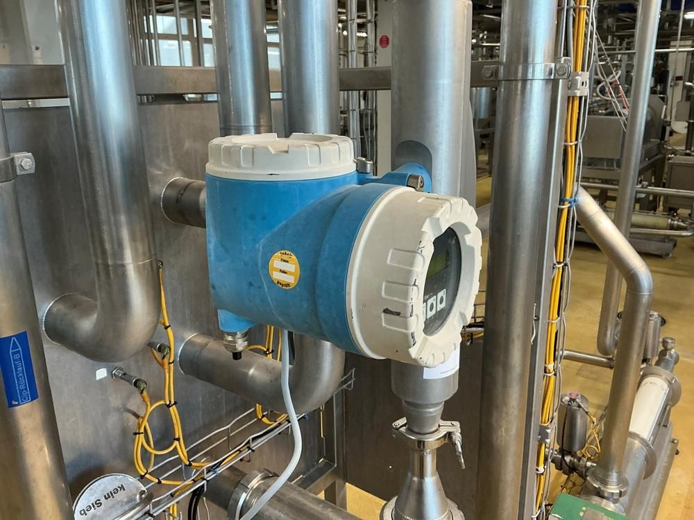 2005 Endress+Hauser Promass F flow meter