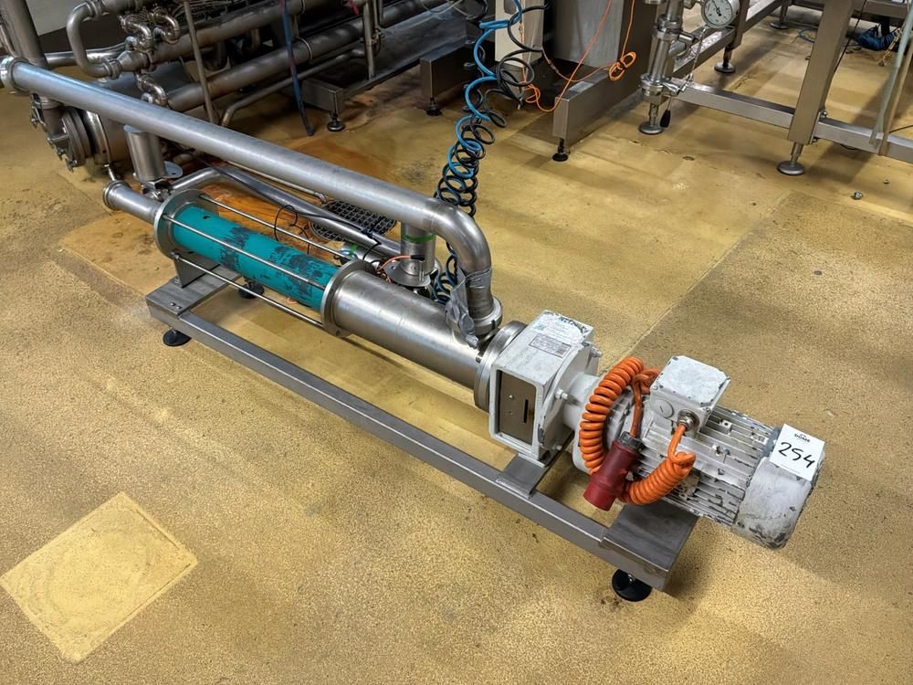 2022 Netzsch NEMO NM053BH Progressive cavity pump