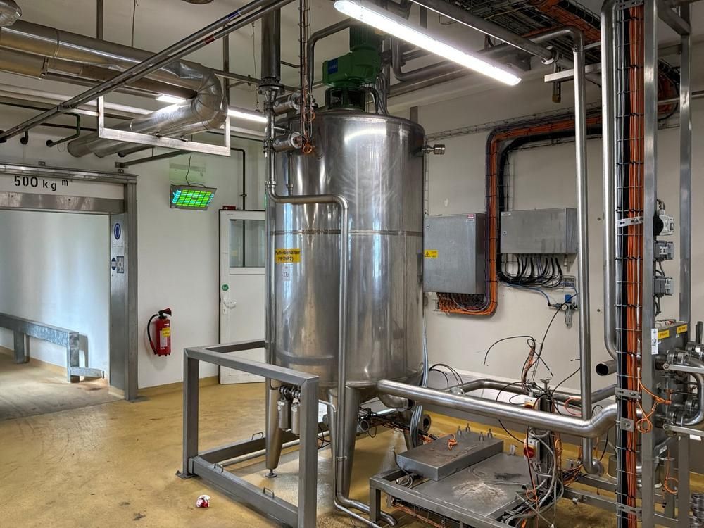 2000 Moeschle Behälterbau GmbH S/S storage tank 2.100L