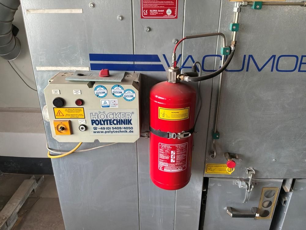 2008 Höcker Polytechnik Vacumobil filter extraction unit